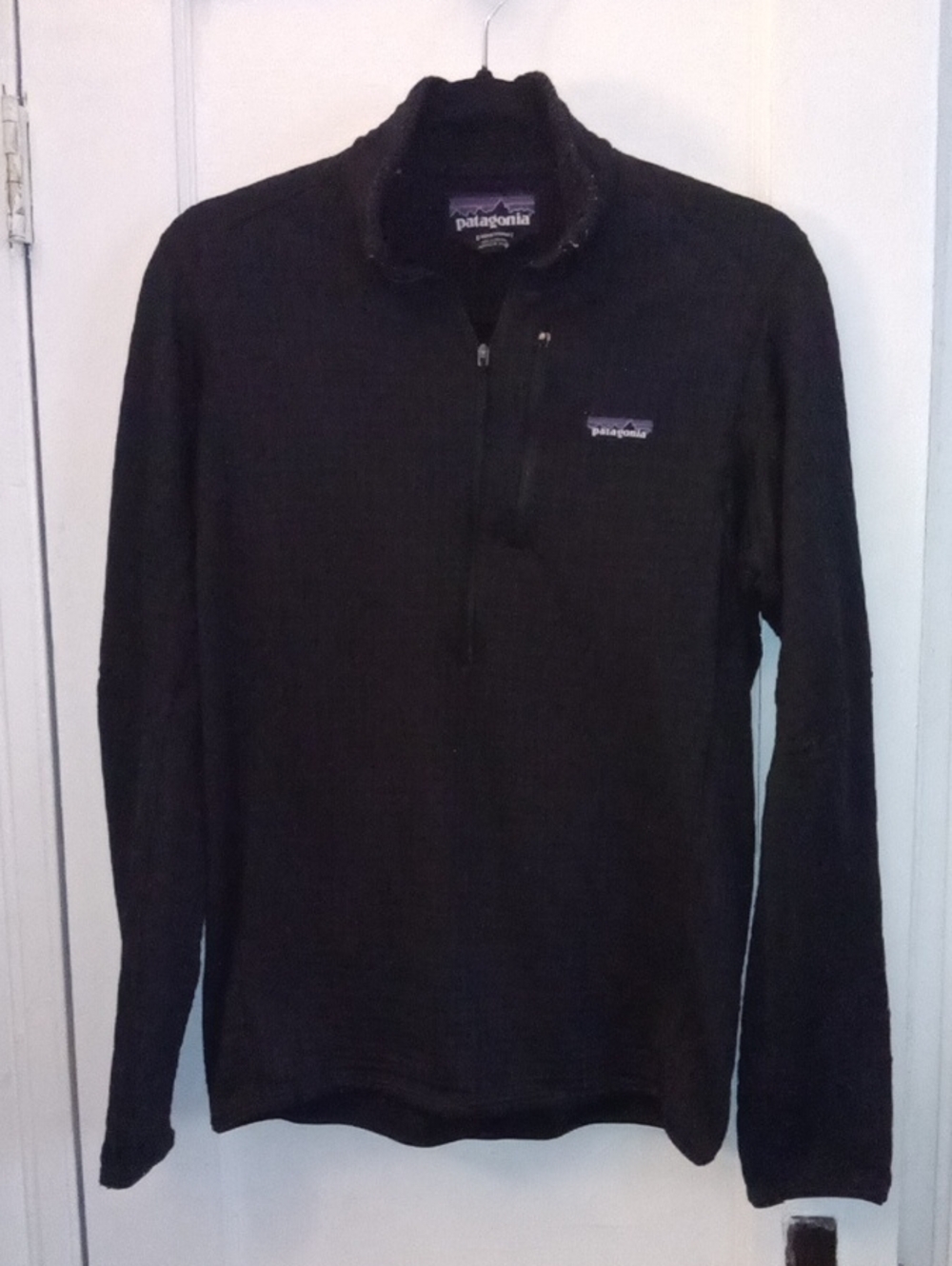 Patagonia Men's Black Half-Zip Fleece Pullover